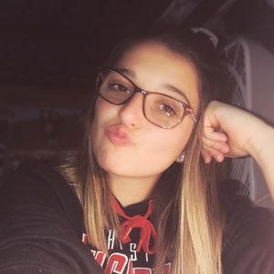 Meet your Posher, Grace